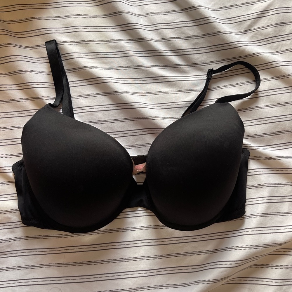 36D pink bra